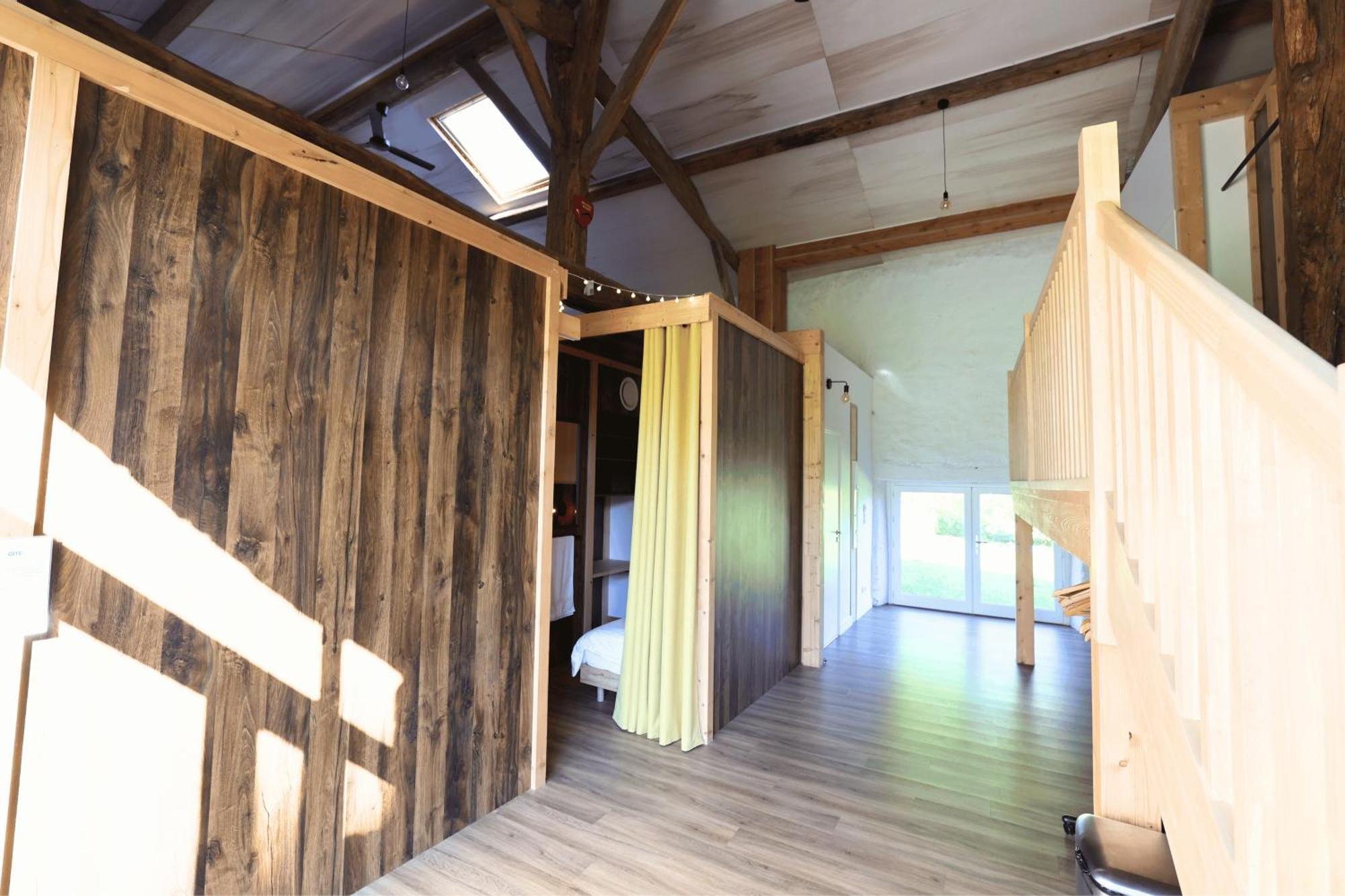 Lavoine Villa De Luxe, Nichee Dans Les Montagnes מראה חיצוני תמונה