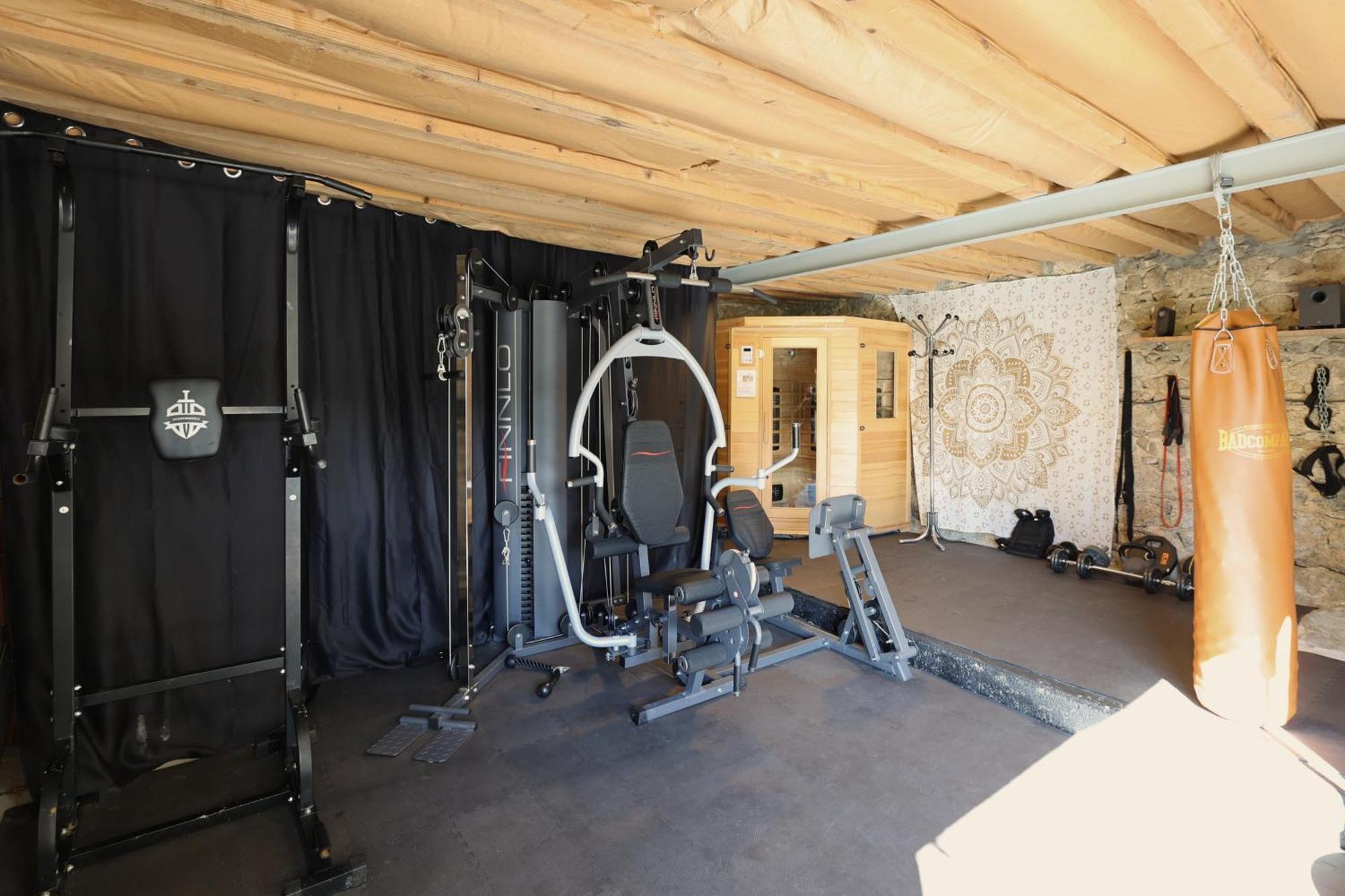 Lavoine Villa De Luxe, Nichee Dans Les Montagnes מראה חיצוני תמונה